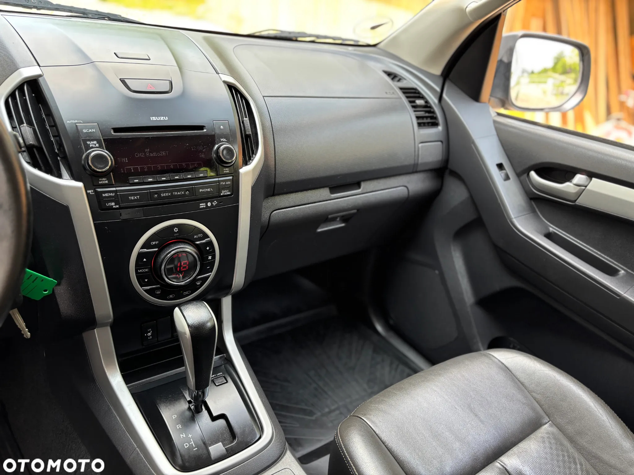 Isuzu D-Max 2.5 EC LS - 9