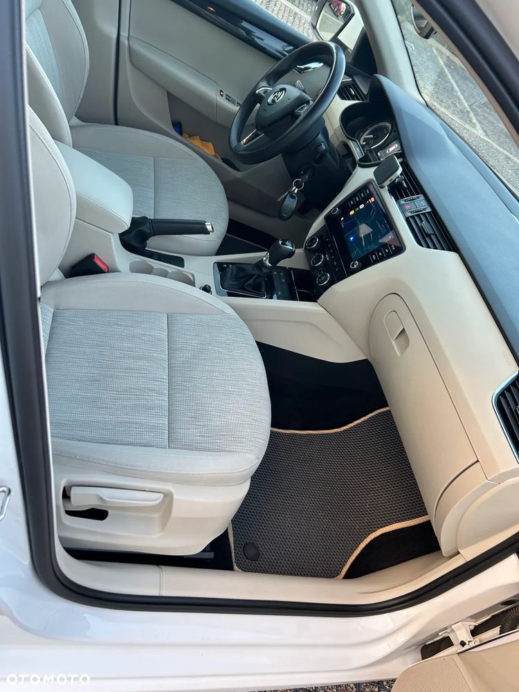 Skoda Octavia 1.4 TSI Style DSG - 10