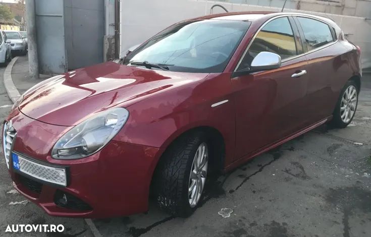 Alfa Romeo Giulietta 2.0 JTDM 20V TCT Lusso - 2