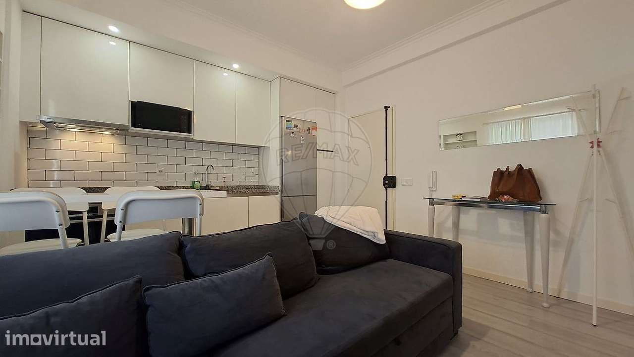 T1 EM COIMBRA | PRONTO A HABITAR MOBILADO + EQUIPADO + ESTACIONAMENTO - Grande imagem: 4/11