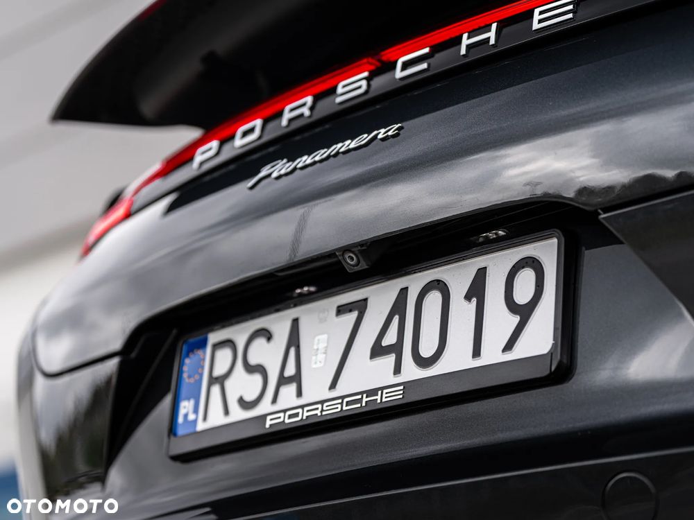 Porsche Panamera - 27