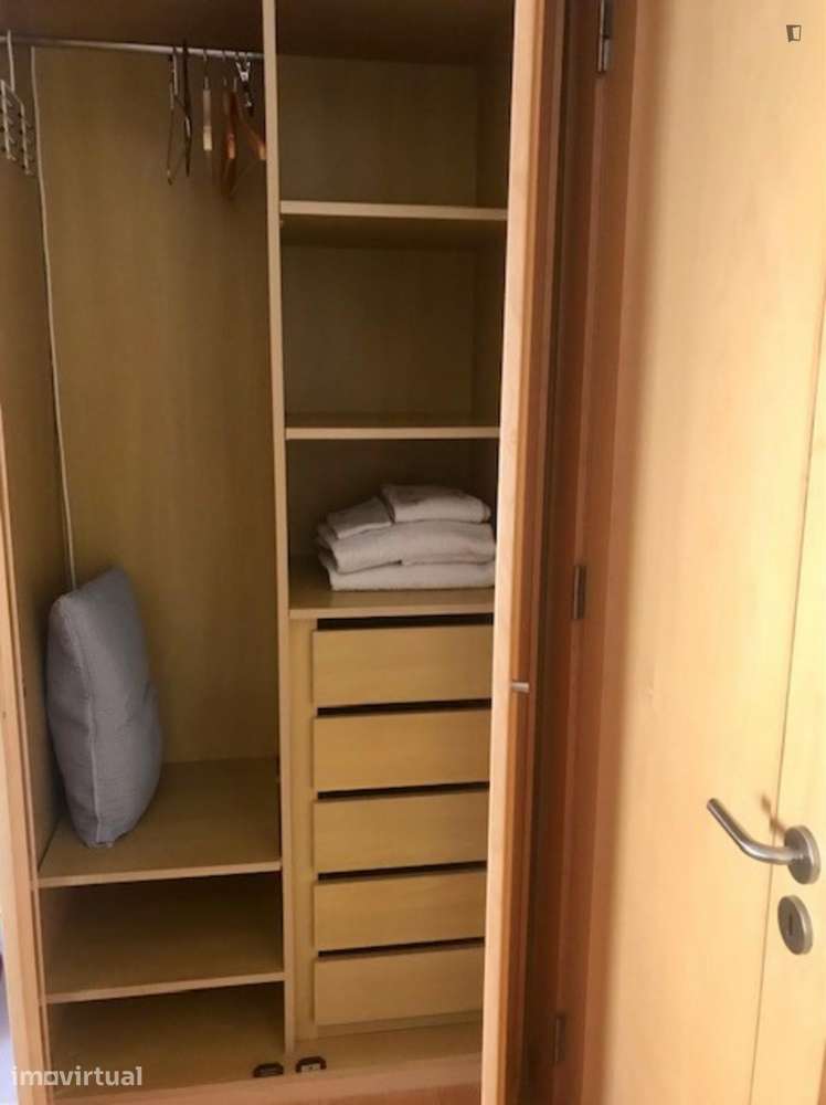 Quarto - localizado em Oeiras Lisbon - Grande imagem: 4/5