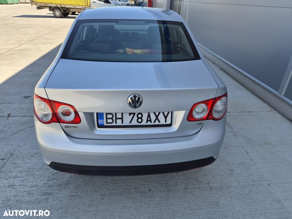 Volkswagen Jetta 1.4 TSI Comfortline - 2