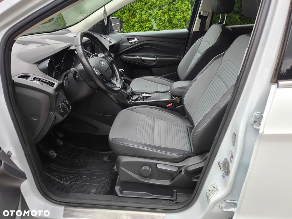 Ford Kuga 1.5 EcoBoost FWD Titanium ASS GPF - 13