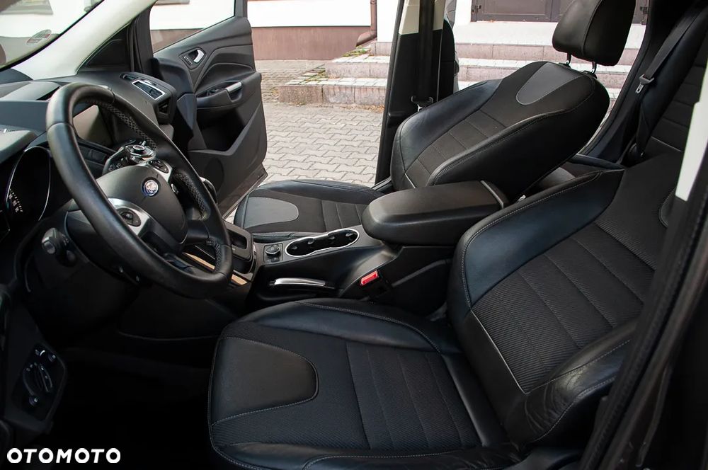 Ford Kuga 2.0 TDCi 4x4 Individual - 38