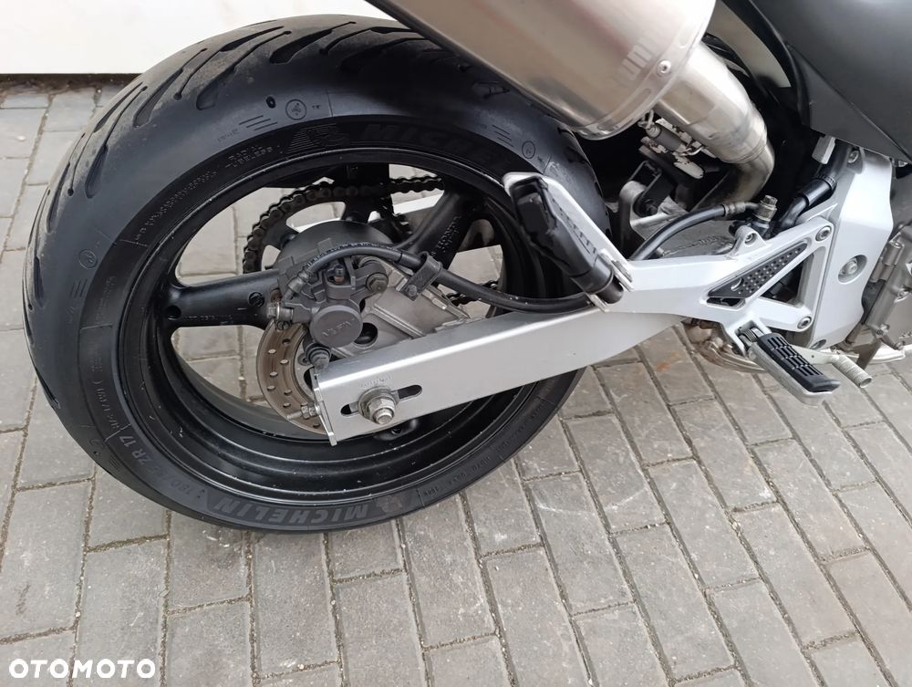 Honda Hornet - 21