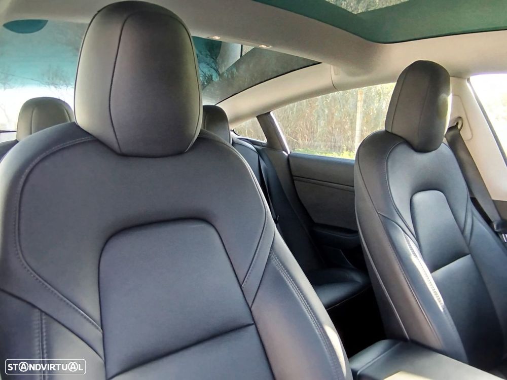 Tesla Model 3 Long Range Tração Traseira - 14