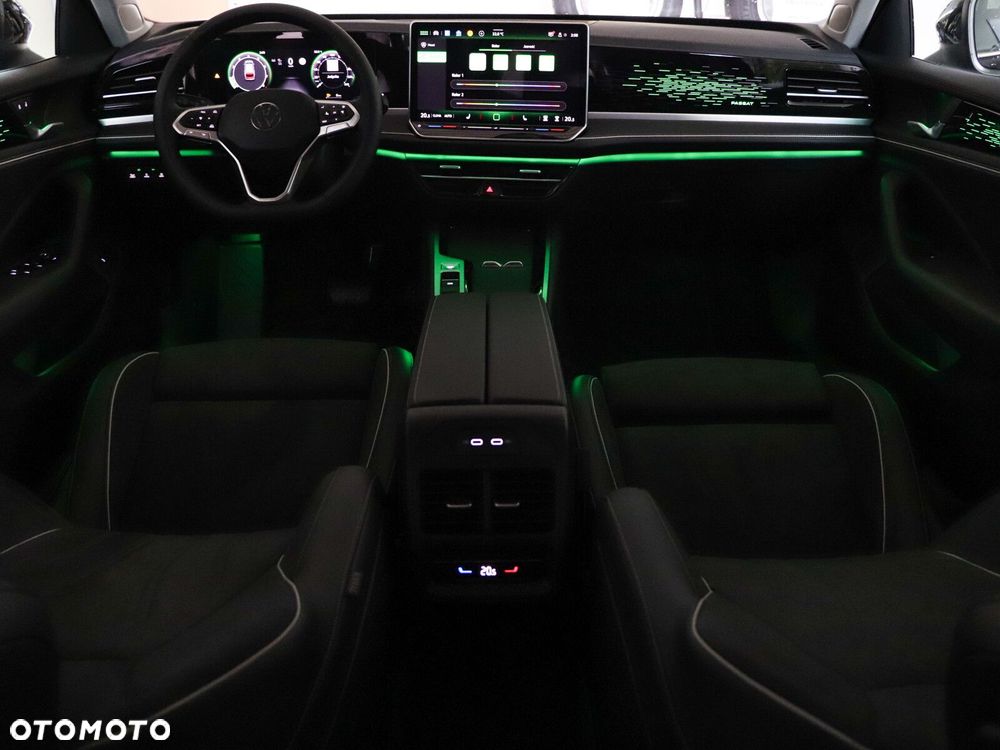 Volkswagen Passat - 27