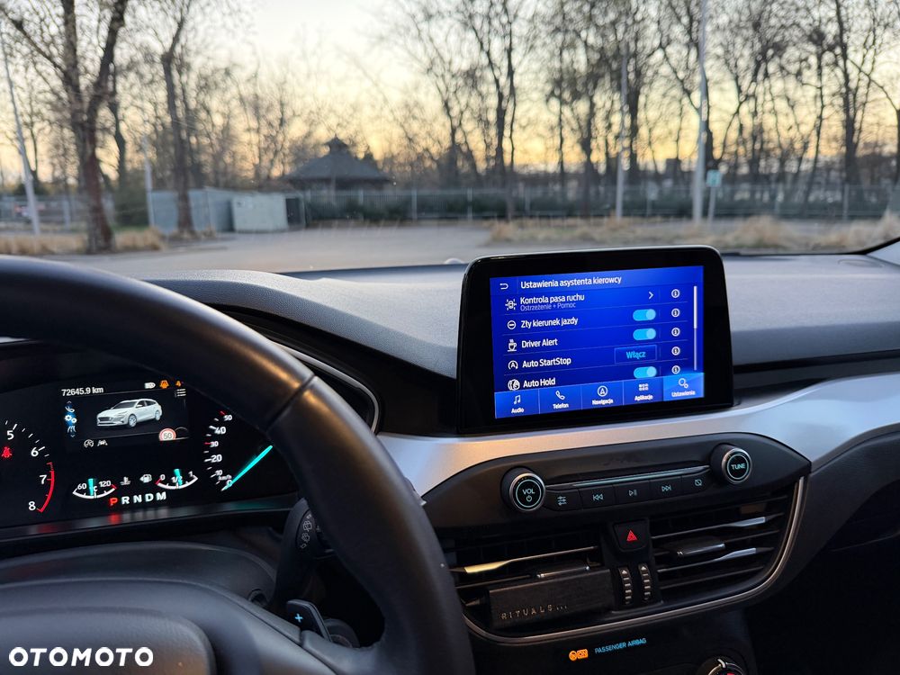 Ford Focus 1.0 EcoBoost Titanium - 16