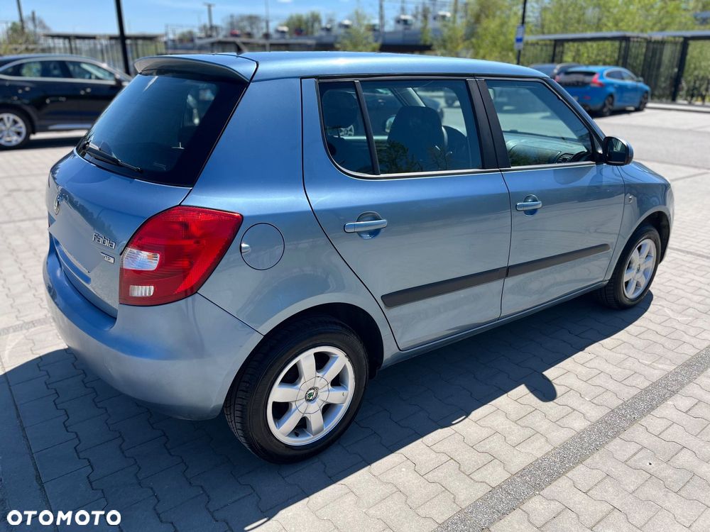 Skoda Fabia 1.2 HTP - 10