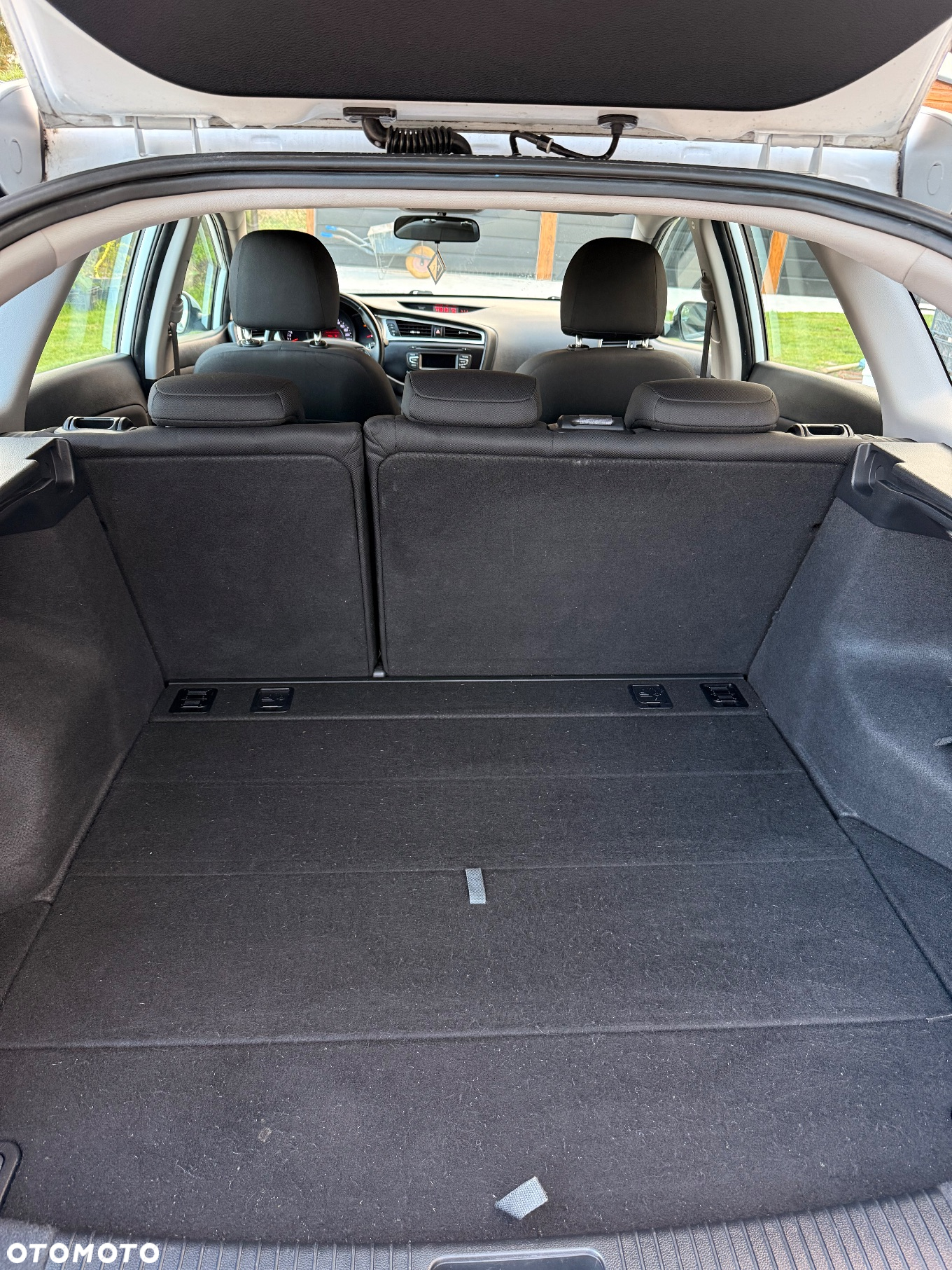 Kia Ceed - 13
