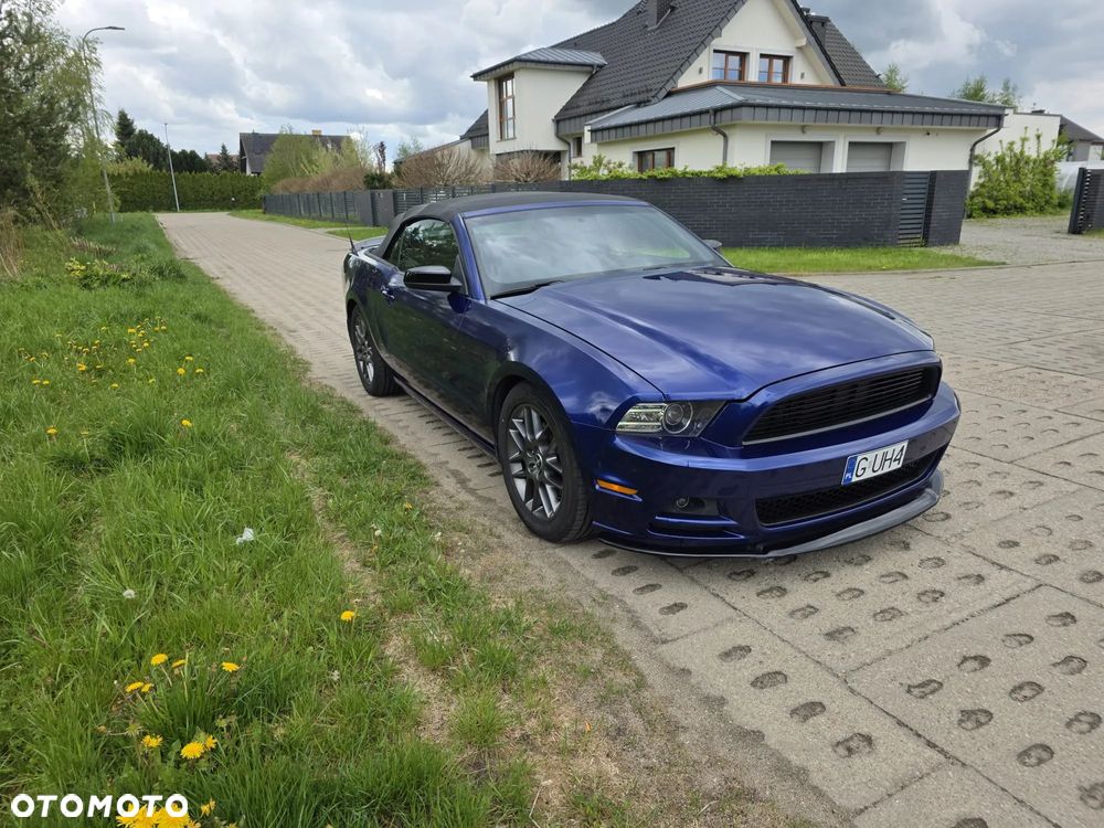Ford Mustang 3.7 V6 Premium - 2