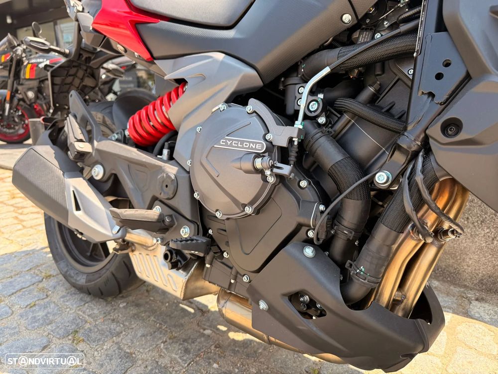 Cyclone RX6 - 2