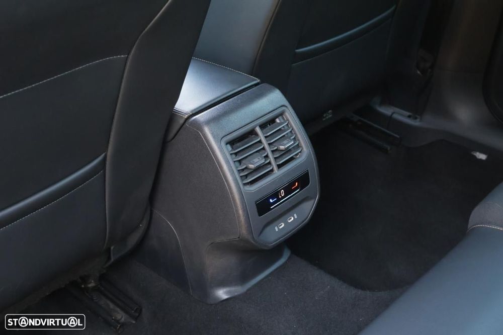 Cupra Formentor 1.4 e-Hybrid DSG - 12
