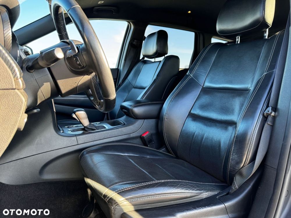 Jeep Grand Cherokee - 13