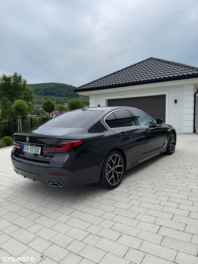 BMW Seria 5 520d xDrive M Sport sport - 1