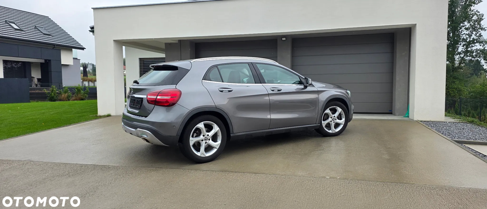 Mercedes-Benz GLA 200 7G-DCT AMG Line - 7