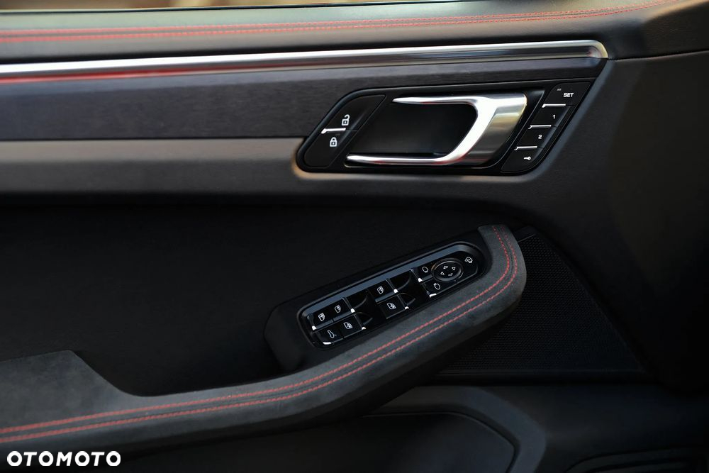 Porsche Macan GTS - 13