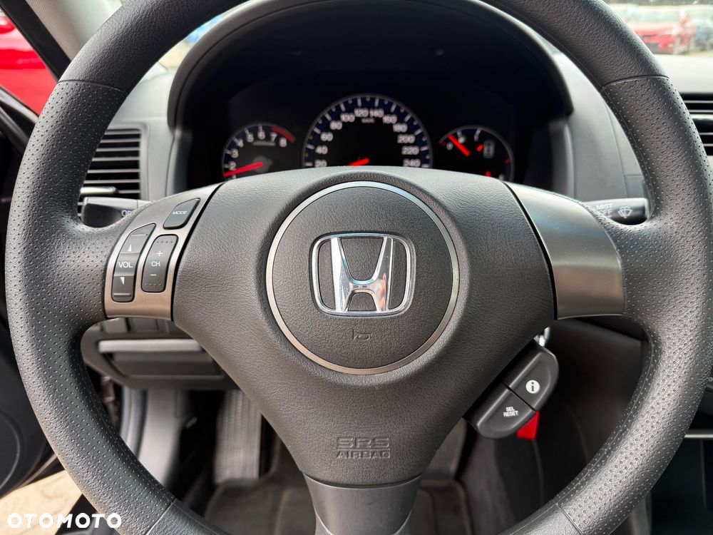 Honda Accord 2.0 Comfort - 36