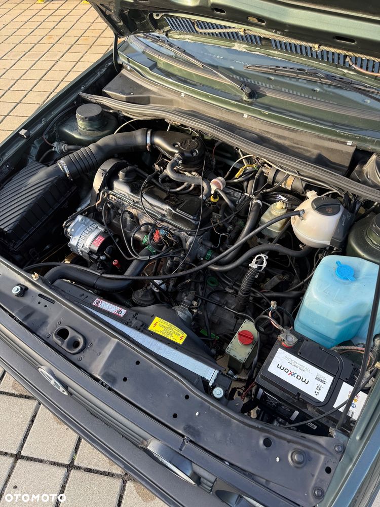 Volkswagen Golf - 16