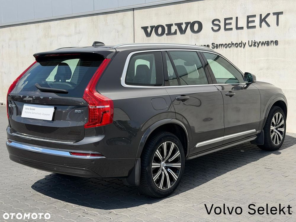Volvo XC 90 - 8