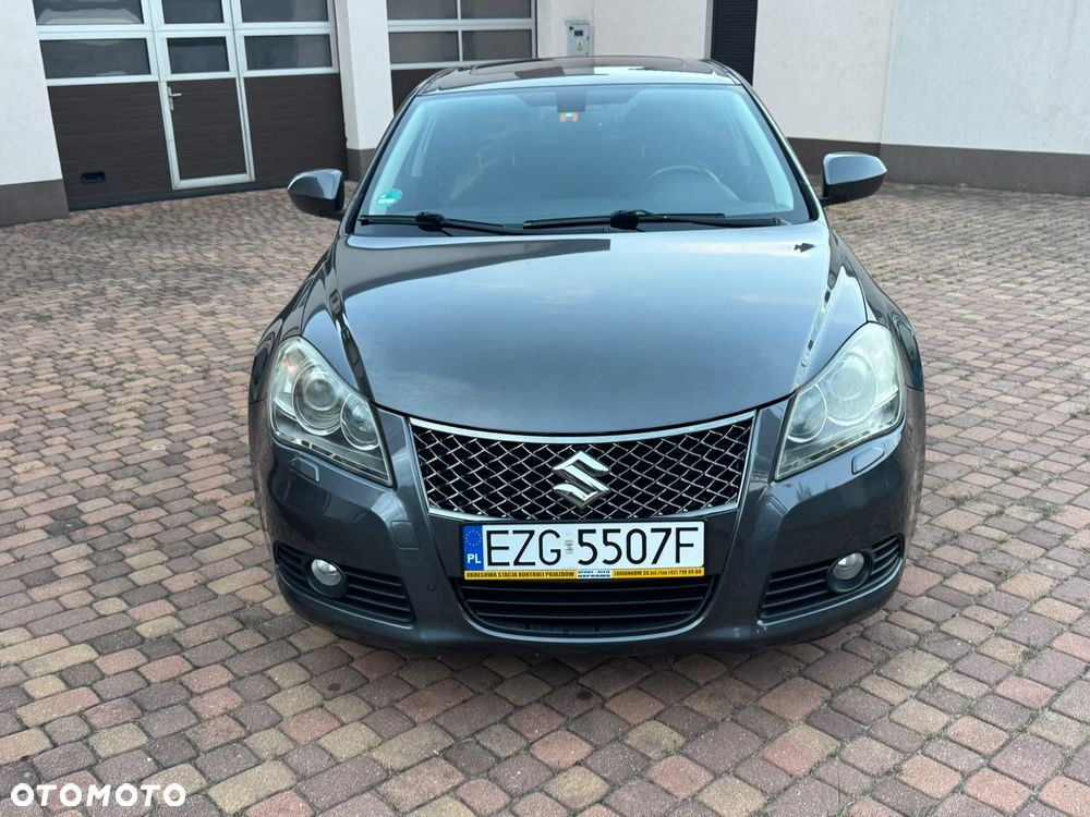 Suzuki Kizashi - 9