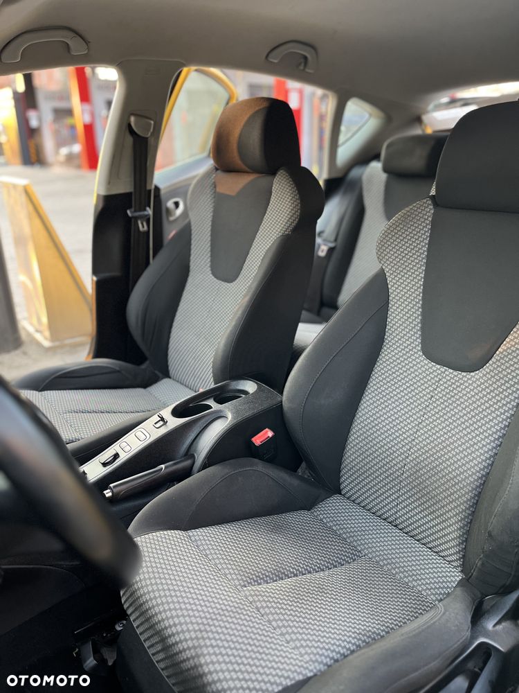 Seat Leon 1.6 Stylance - 11