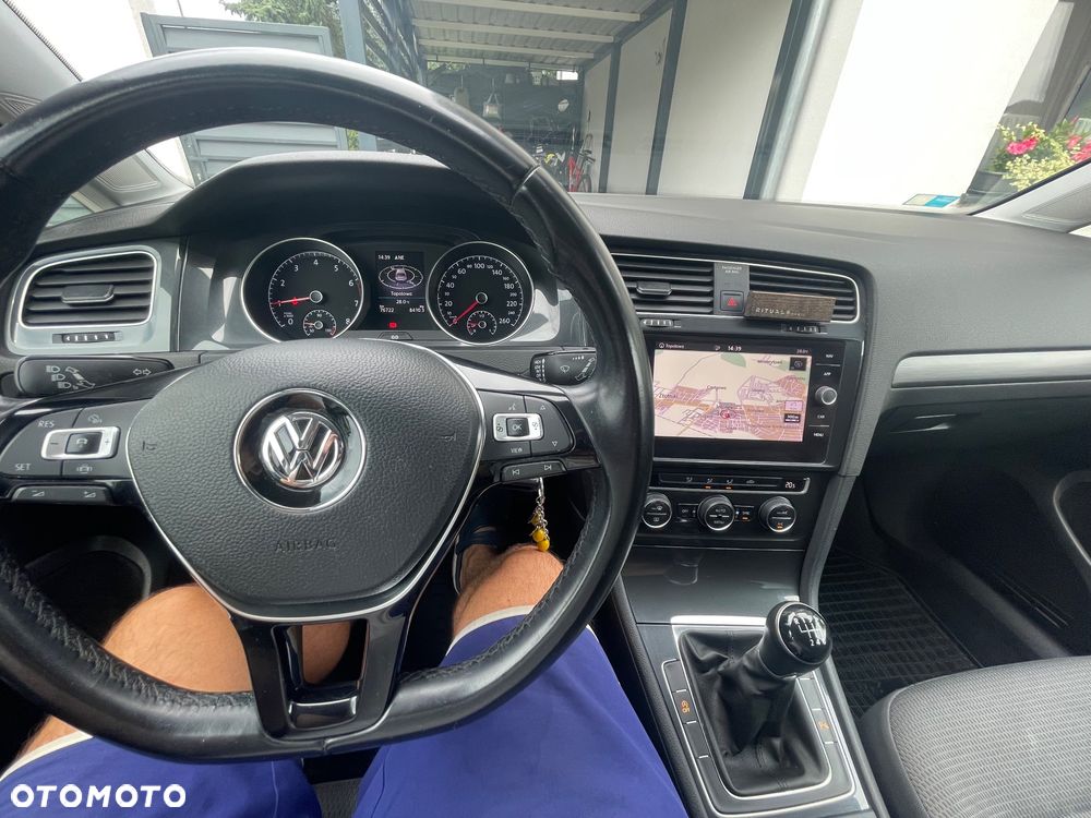 Volkswagen Golf 1.0 TSI Trendline - 12