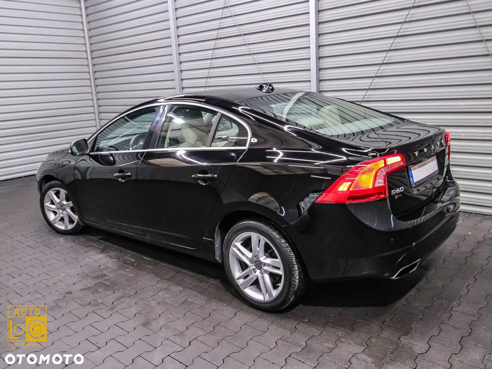 Volvo S60 2.5 T5 - 4
