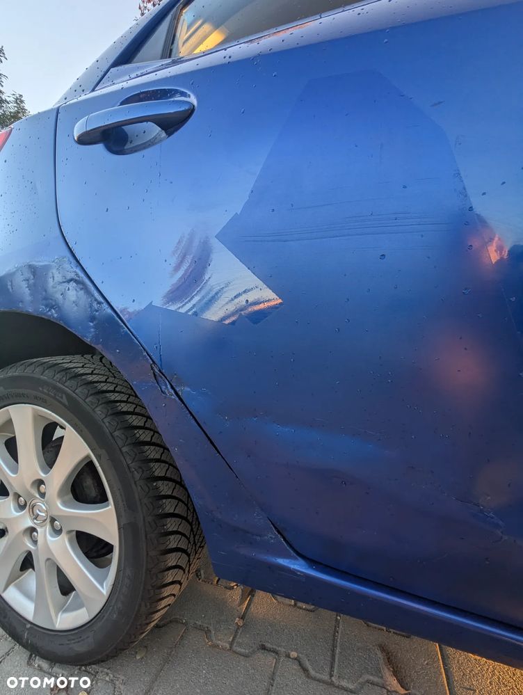 Mazda 2 2009 photo 5