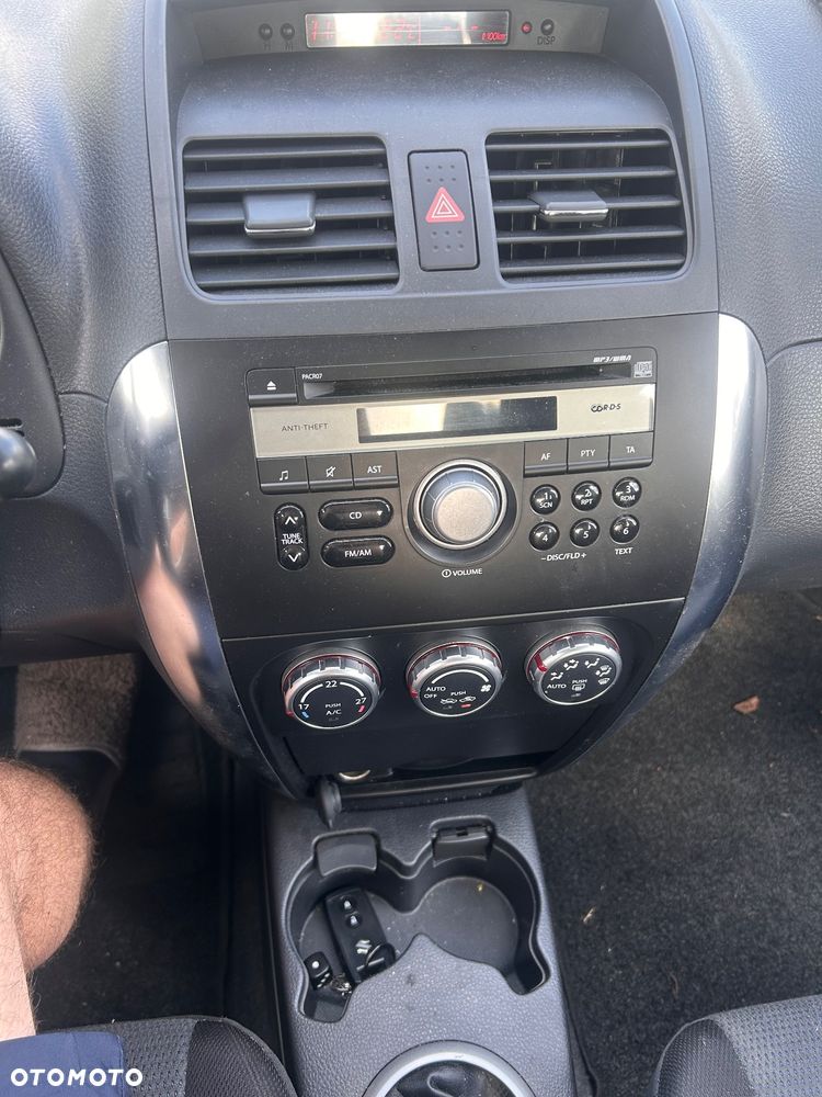 Suzuki SX4 1.6 GS/Premium - 7