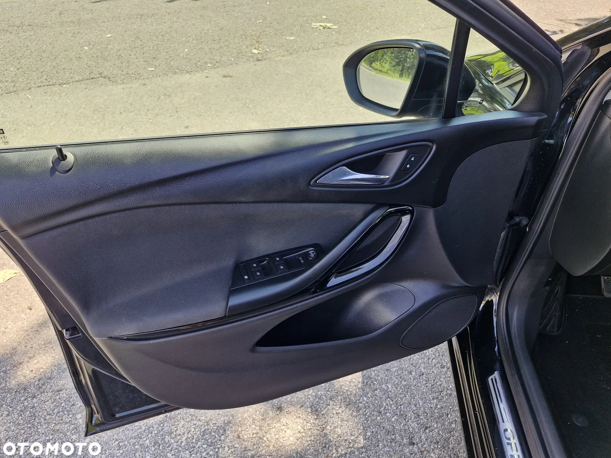 Opel Astra V 1.4 T Elite - 14