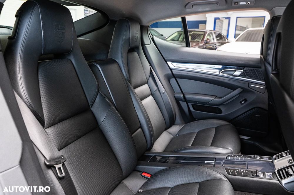 Porsche Panamera 3.6 PDK 4 - 8