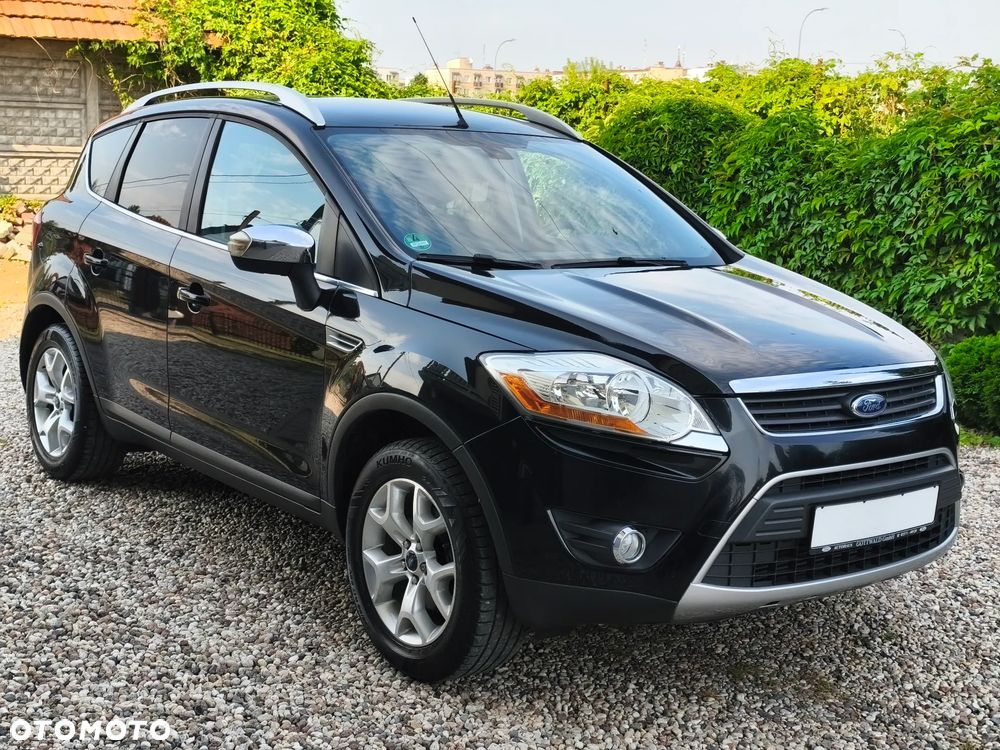 Ford Kuga 2.0 TDCi 2x4 Titanium - 4