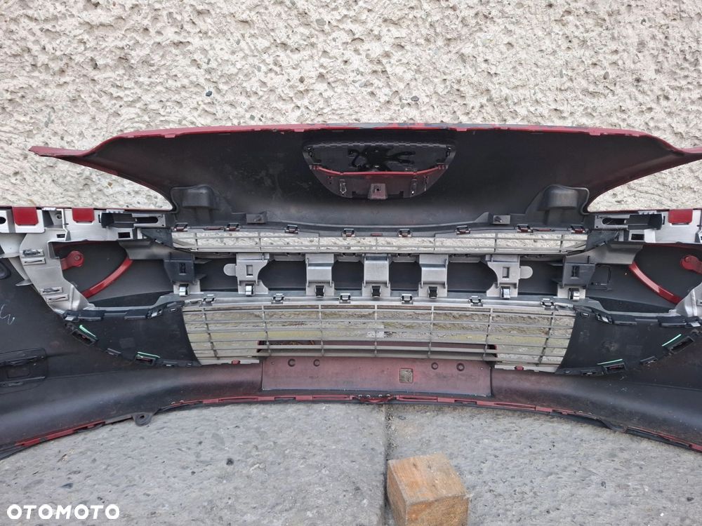 ZDERZAK PRZÓD PRZEDNI PEUGEOT 308 07/11r - 10