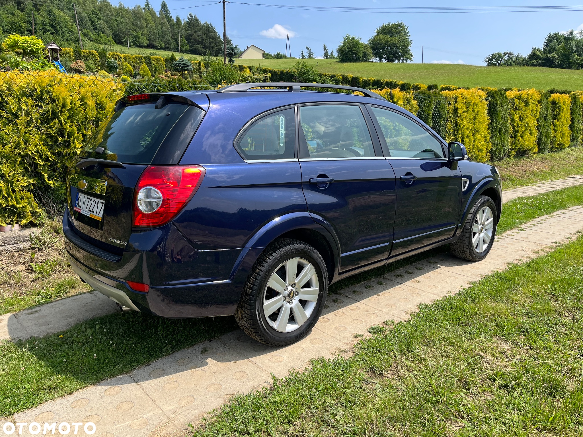Chevrolet Captiva 2.0 4WD 7 Sitzer Automatik LT Exclusive - 2