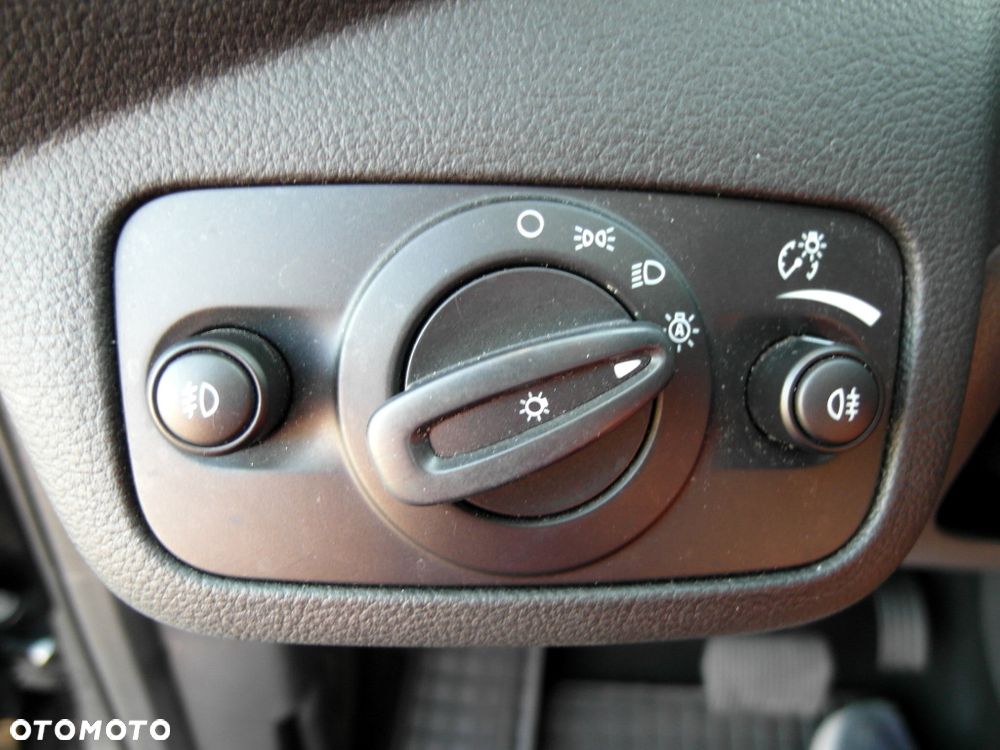 Ford Kuga 2.0 TDCi 4x4 Titanium - 29