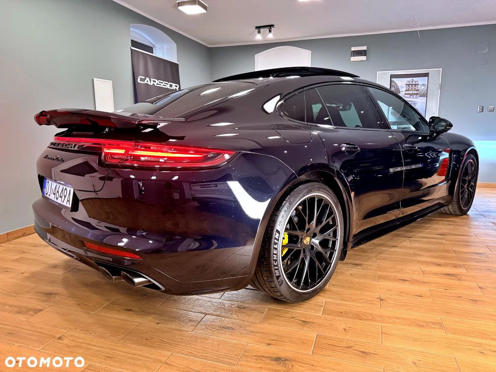 Porsche Panamera Turbo Executive - 6