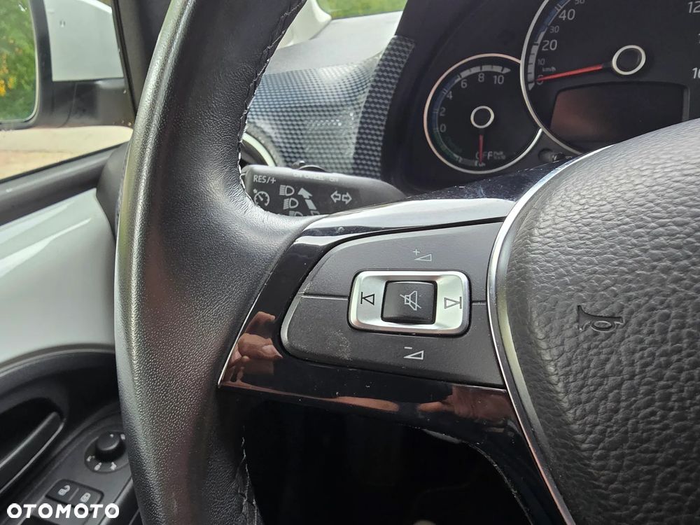 Volkswagen up! e-up - 25