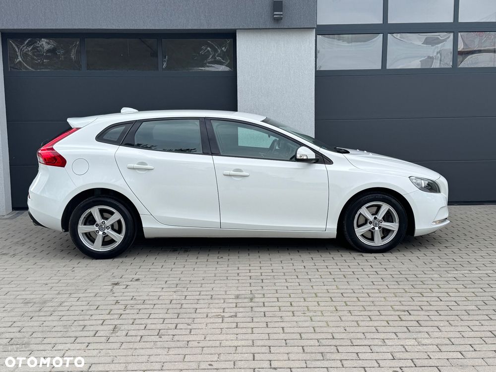 Volvo V40 D3 - 4