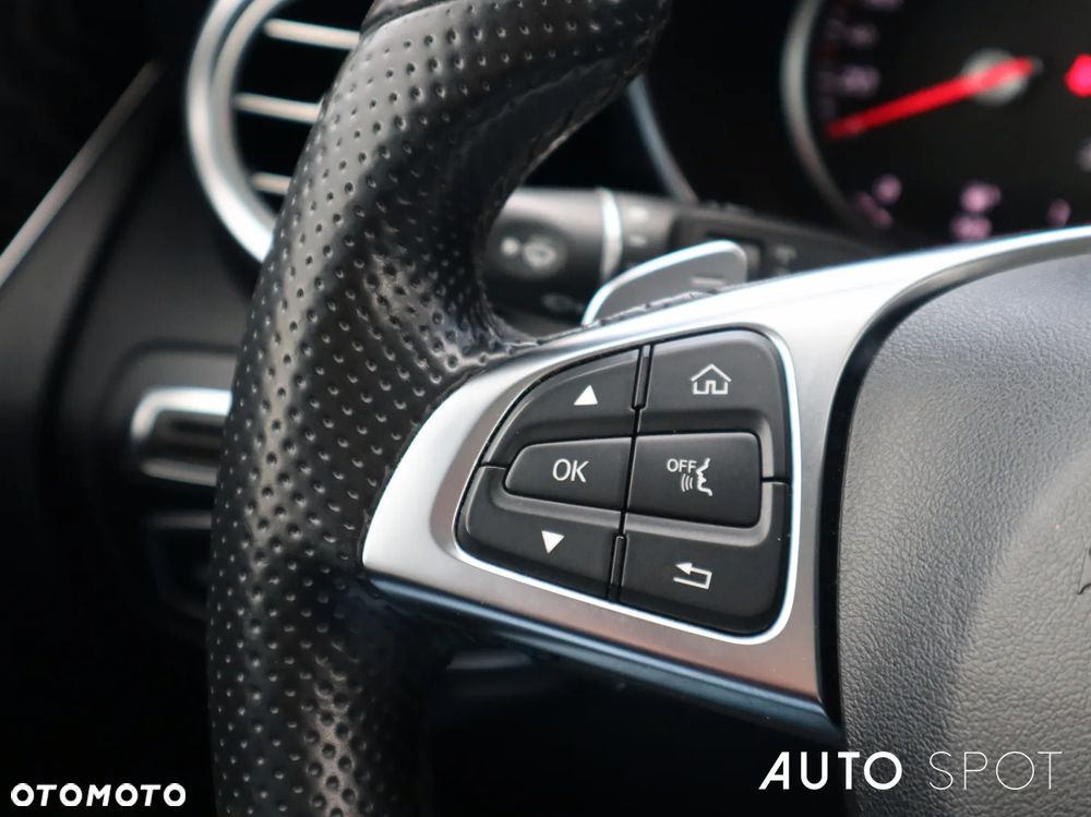 Mercedes-Benz GLC 220 d 4-Matic - 24