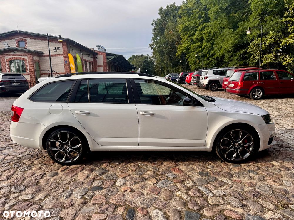 Skoda Octavia 2.0 TDI RS - 11