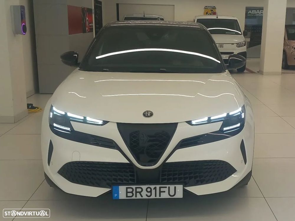 Alfa Romeo Junior Elletrica 50 kWh Veloce - 3