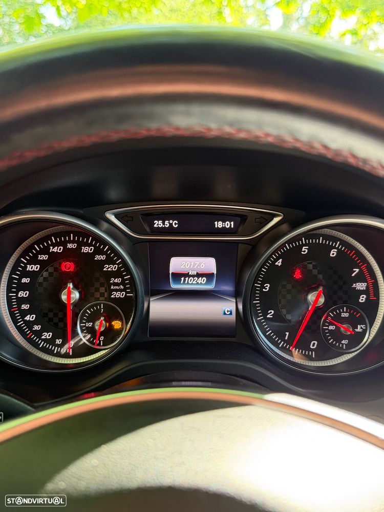 Mercedes-Benz A 160 AMG Line - 12