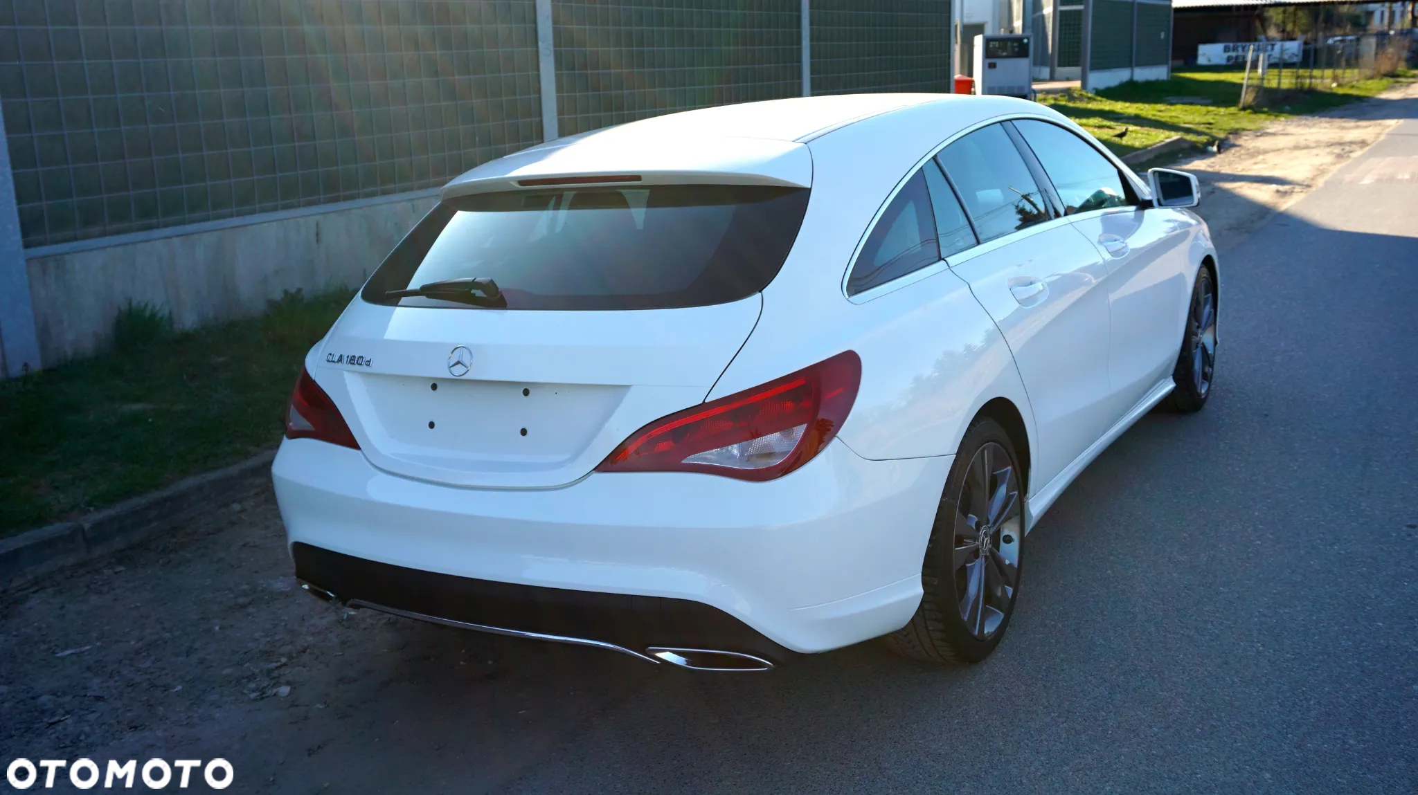 Mercedes-Benz CLA 180 d 7G-DCT - 8