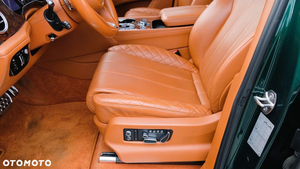 Bentley Bentayga - 9