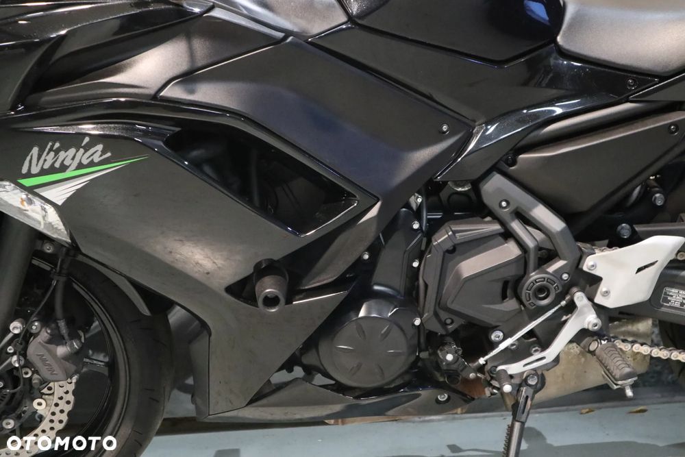 Kawasaki Ninja - 6
