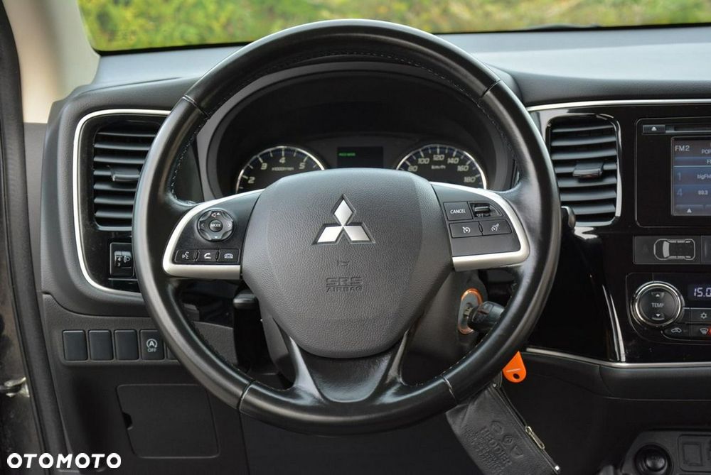 Mitsubishi Outlander 2.0 2WD Active - 21
