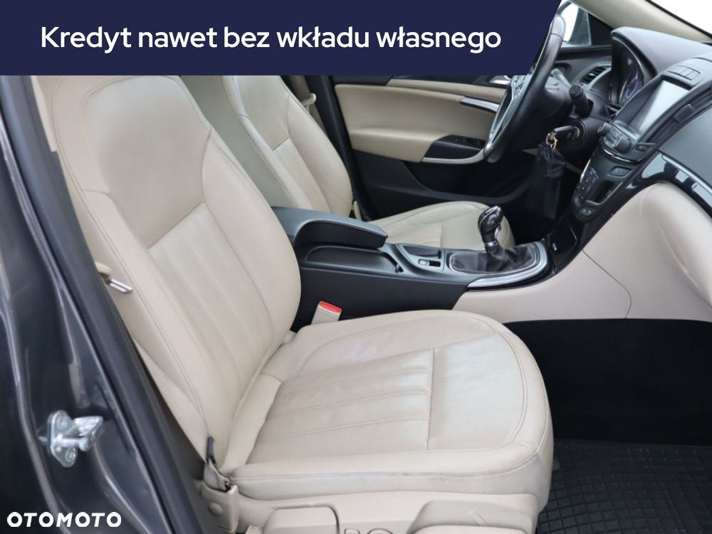 Opel Insignia - 11