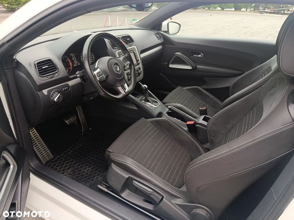 Volkswagen Scirocco 1.4 TSI DSG Edition - 22